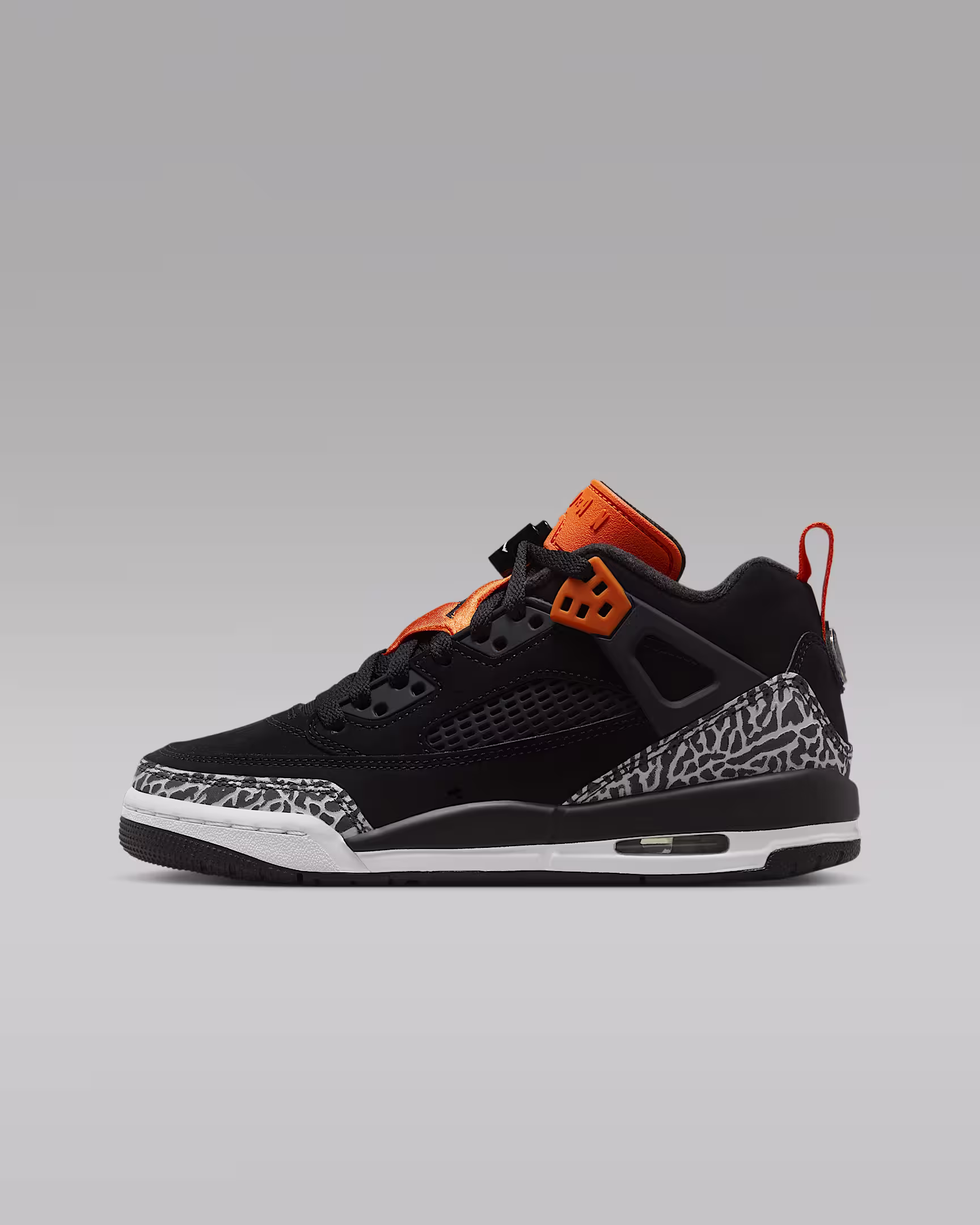 Jordan Spizike Low
