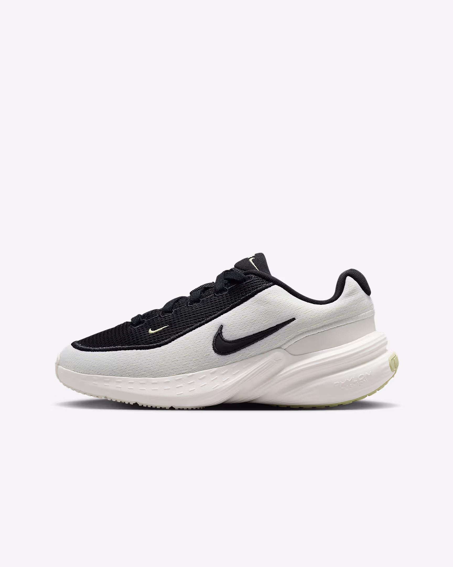 Nike Uplift SC